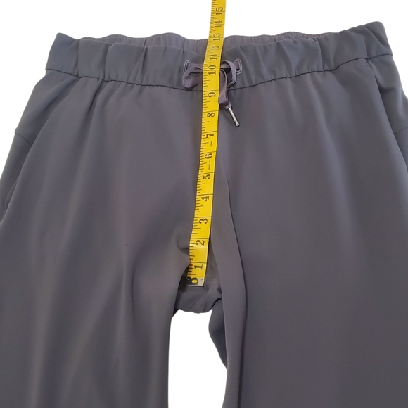 Lululemon On The Fly Pant 28” Melanite Athleisure Athletic - Picture 13 of 15